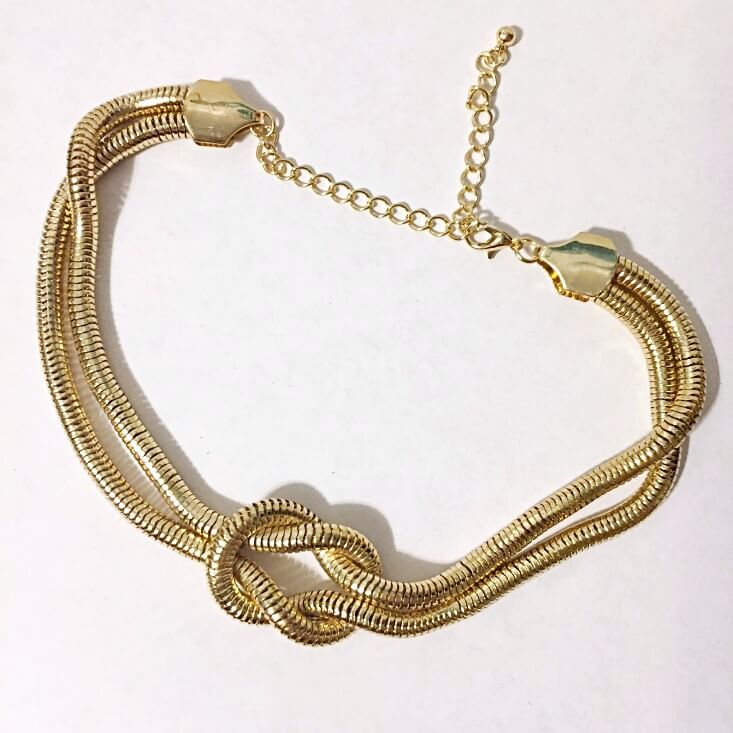 gold-knot-chain-choker