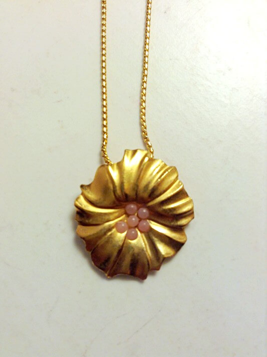 Gold flower necklace