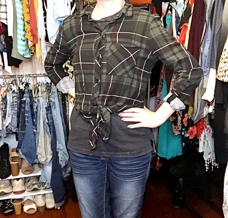 7 Ways to Wear A Plaid Flannel Shirt - Savvy Southern Chic