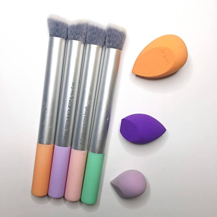 Mini blending sponges and color correcting concealer brushes