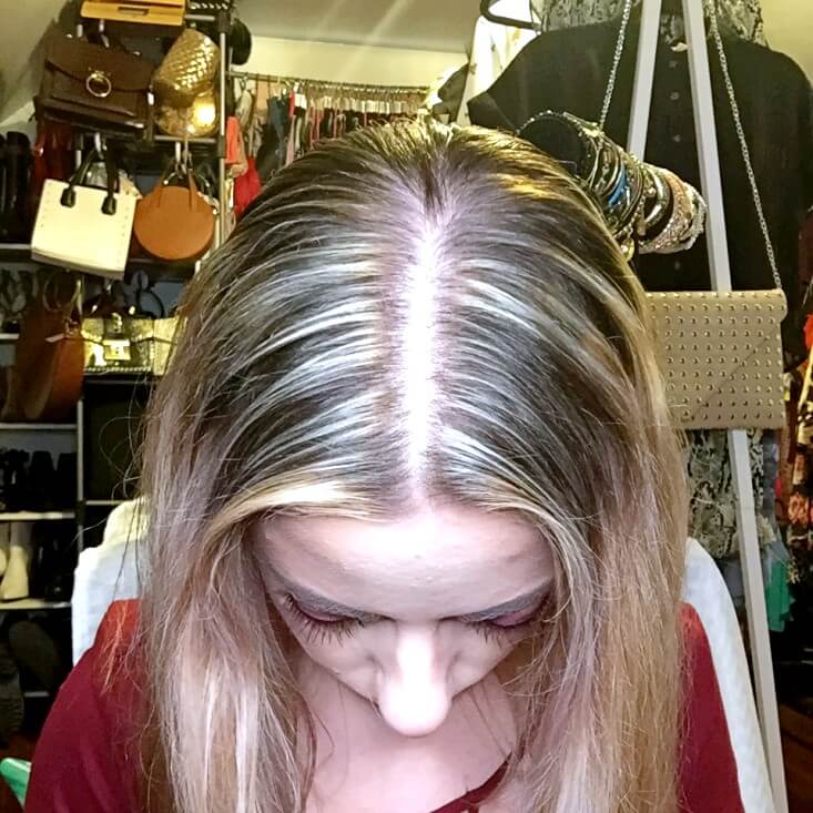 How to Highlight Hair at Home With Foils - The Aesthetic Edge
