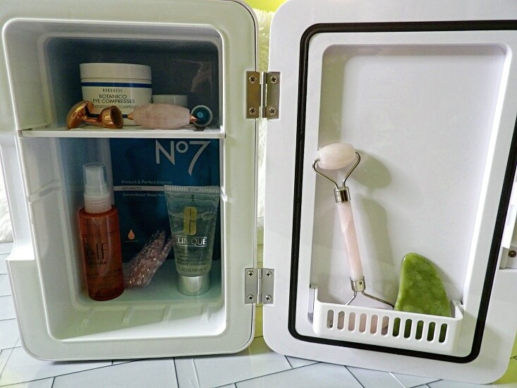 Premium Photo  Ice crystals icebox freezer in refrigerator