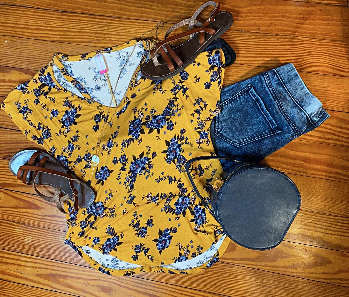 5 Mustard Yellow Outfit Ideas To Steal The Aesthetic Edge