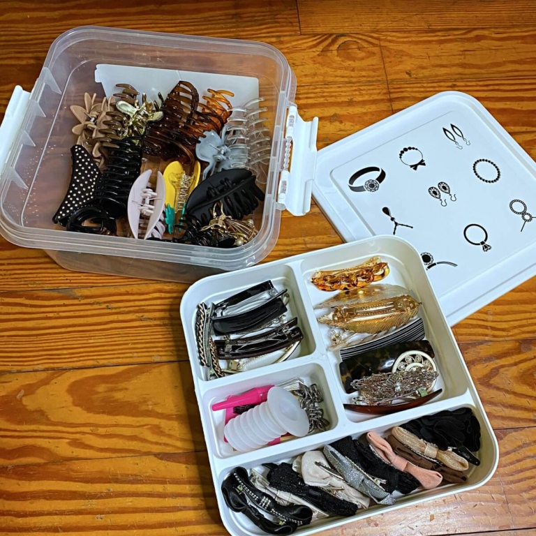 How To Organize Hair Accessories In A Drawer