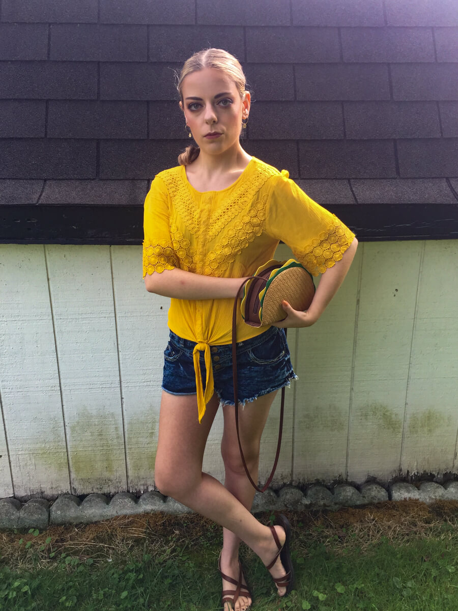 5 Mustard Yellow Outfit Ideas To Steal | The Aesthetic Edge