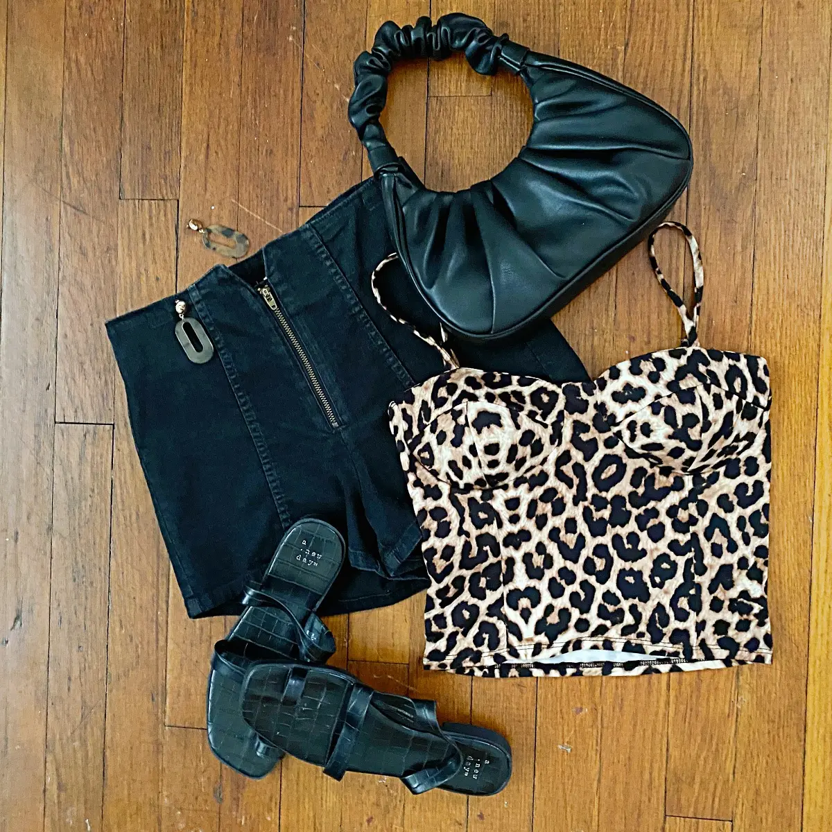 leopard bustier outfit