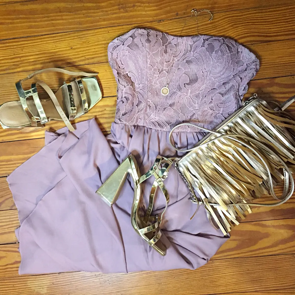 strapless sweetheart neckline mauve dress outfit