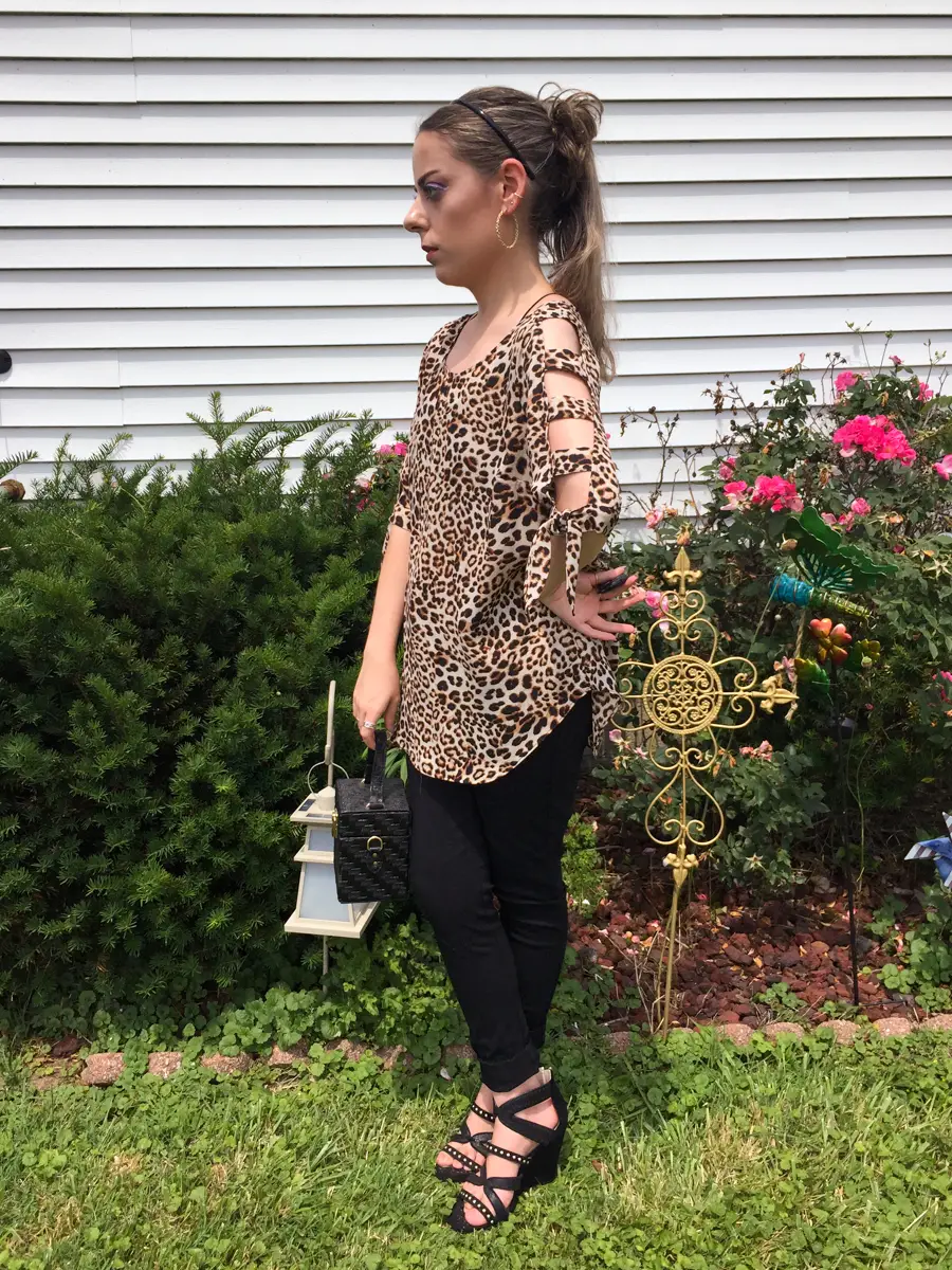 cutout sleeve leopard blouse outfit