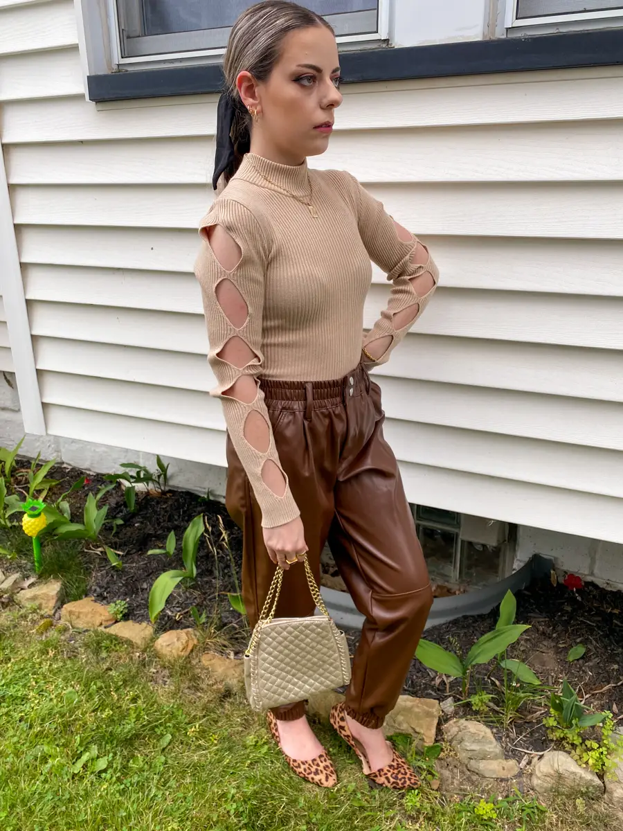 Brown Leggings Outfits (9 ideas & outfits)