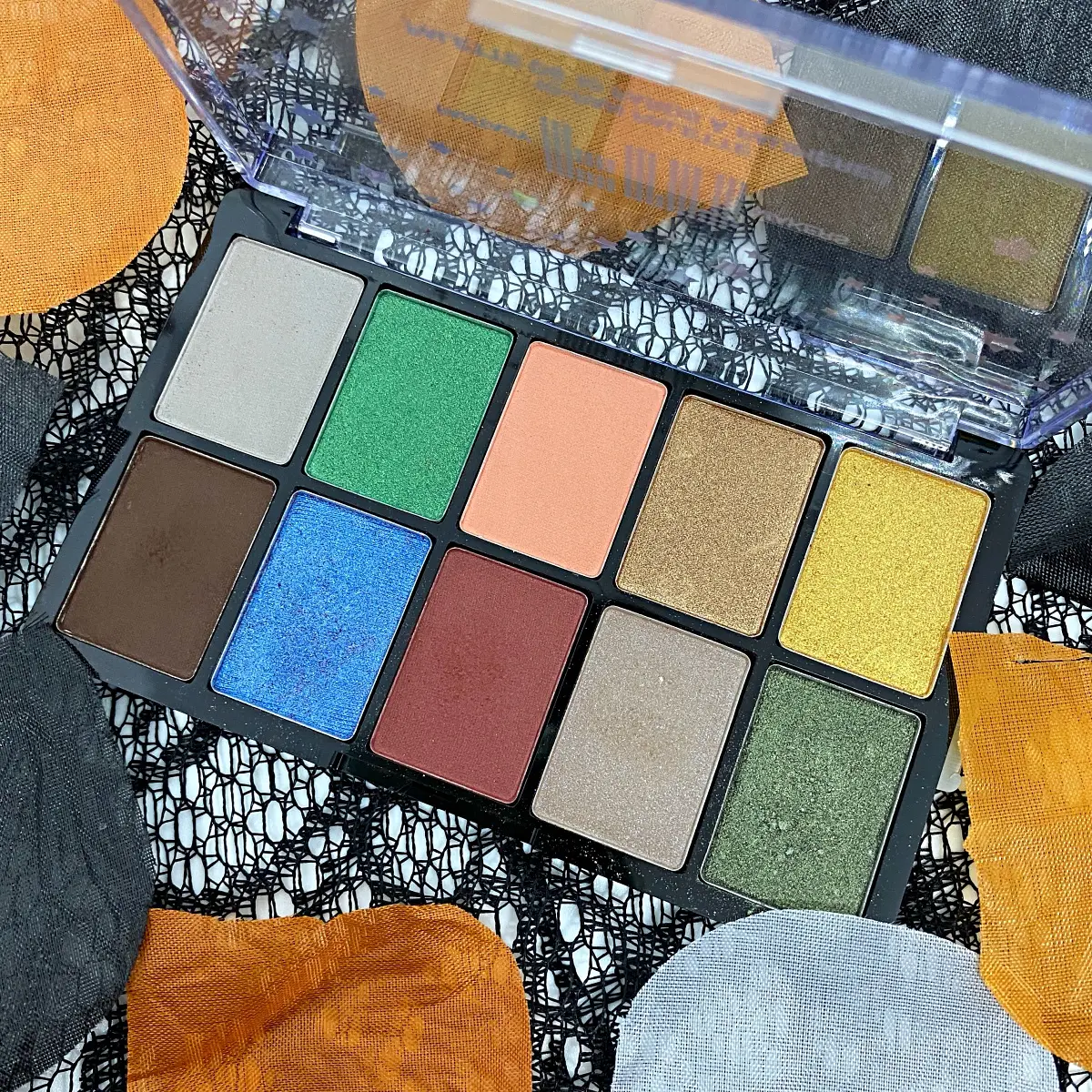 wet n wild Fantasy Makers 10-pan Palette in Twisted Forest