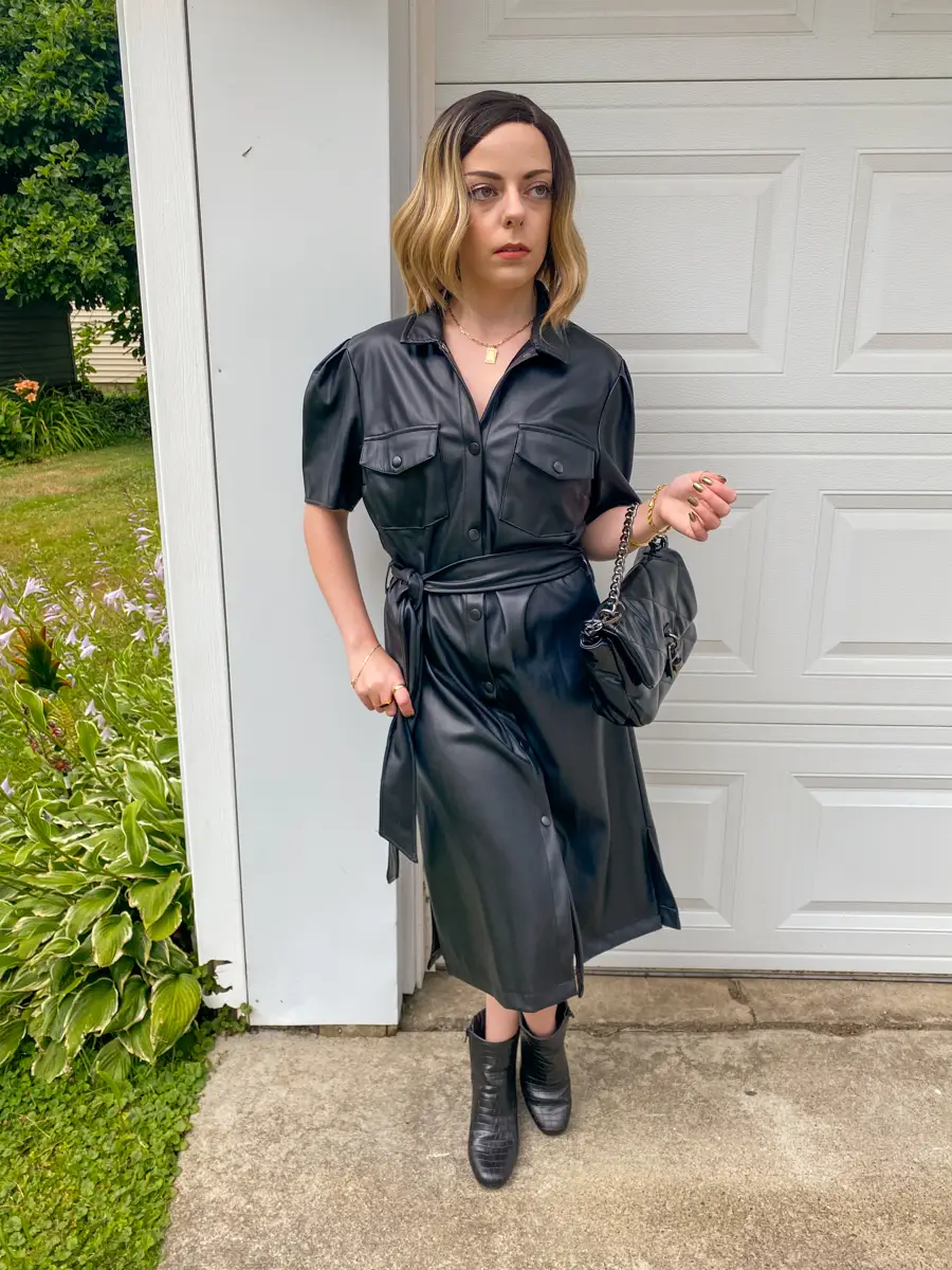 button down short sleeve leather dress outfit
