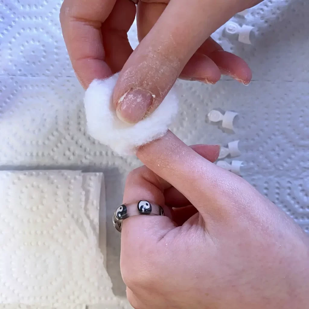 remove nail buffing dust with acetone