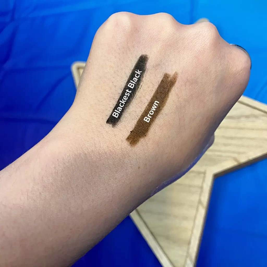 wet n wild Holiday Foxtrot 2-Piece Retractable Eyeliner Set swatches