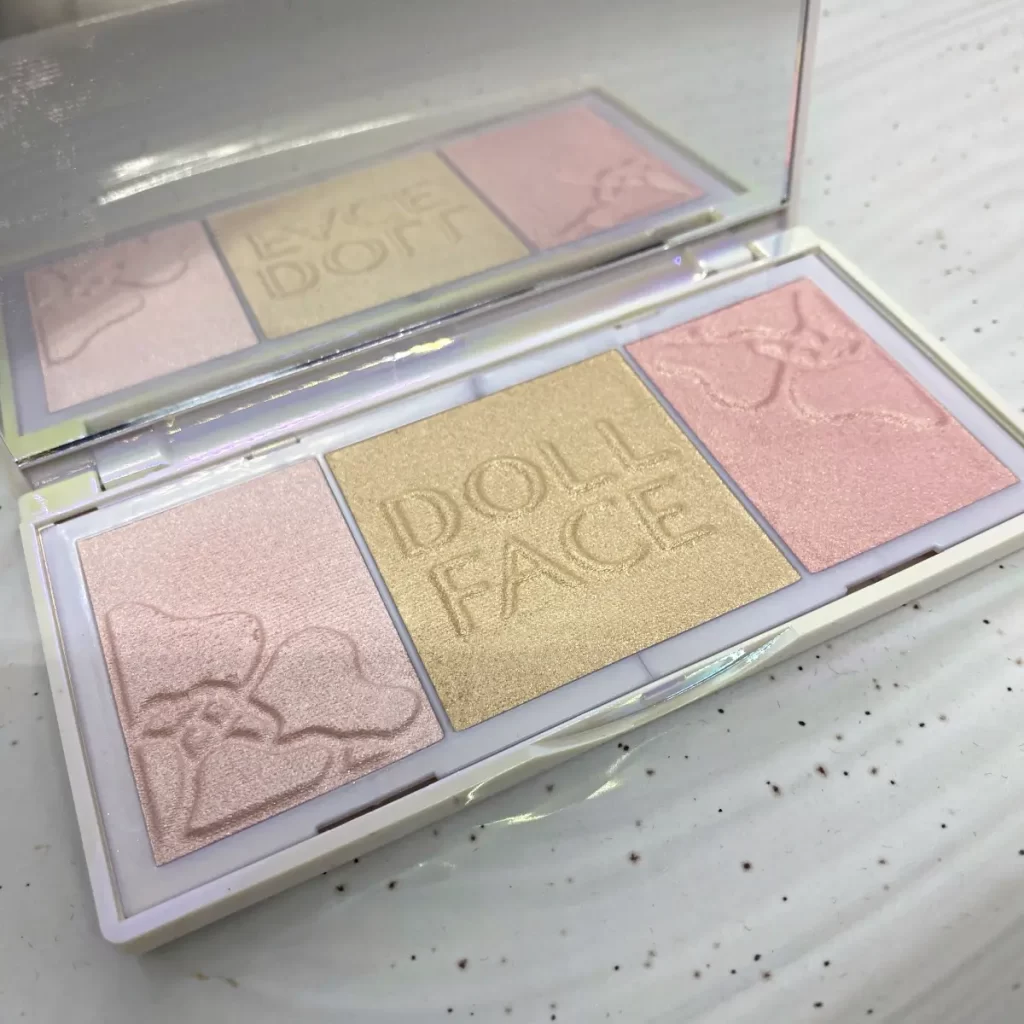 doll face Glow, Baby Glow! Illuminating Highlighter Trio in Hollywood Halo