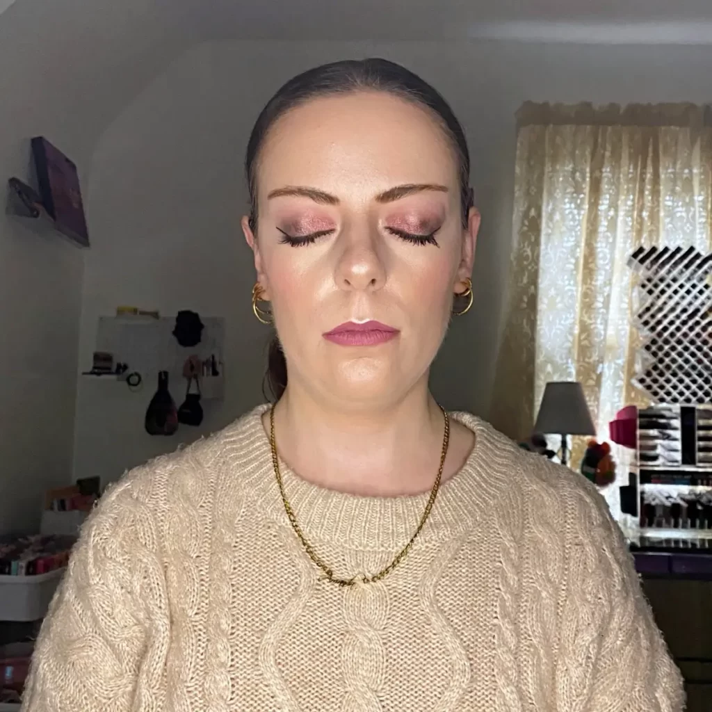 doll face beauty makeup look