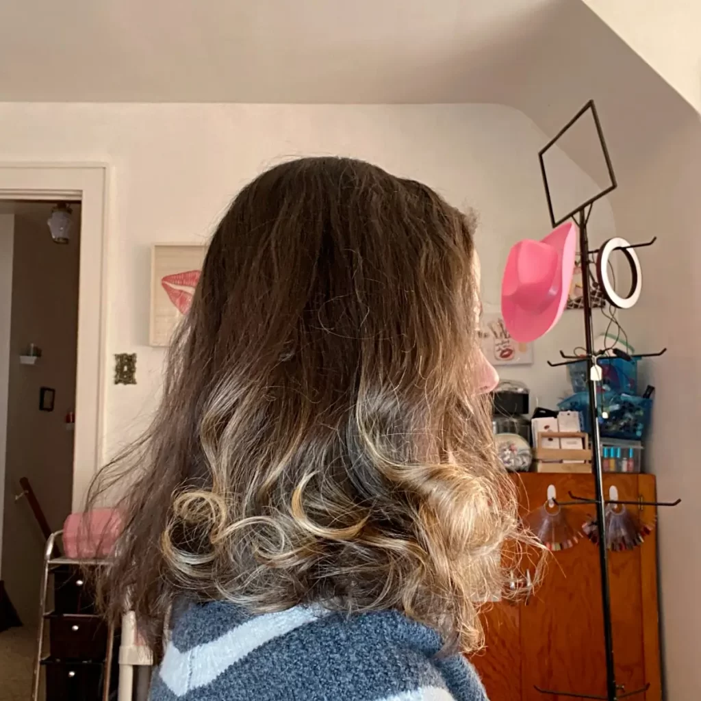 heatless curls with hair caps