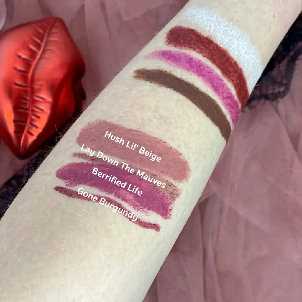 wet n wild date or domiante lipstick and liner sets swatches
