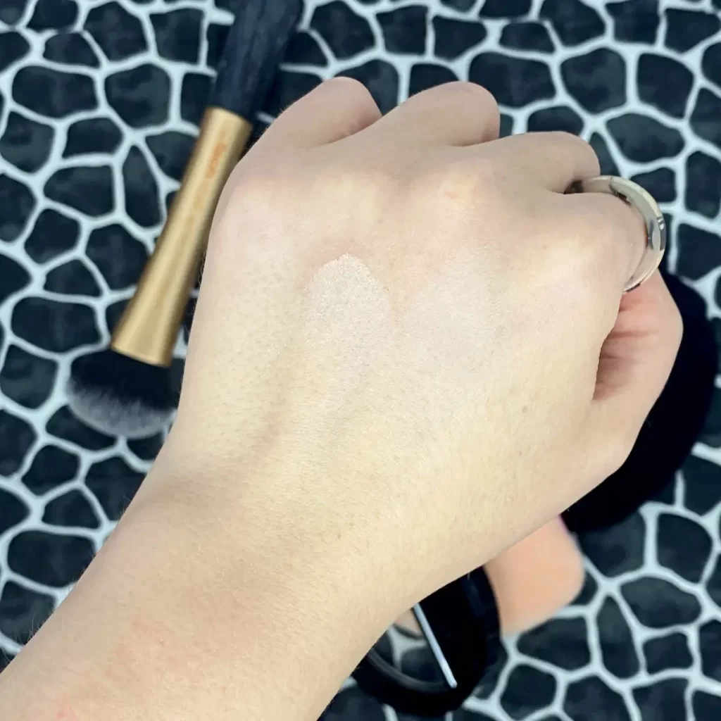 laura geller powder foundation swatch