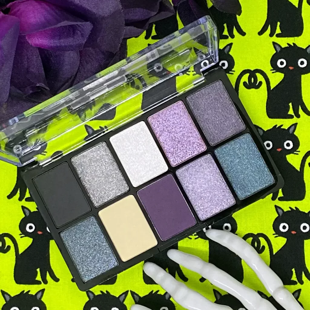 wet n wild fantasy makers eye and face palette hallow queen