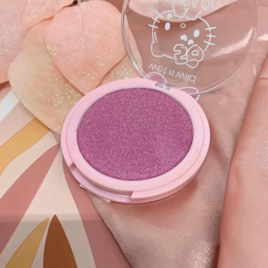 wet n wild hello kitty Highlighter cheerleader