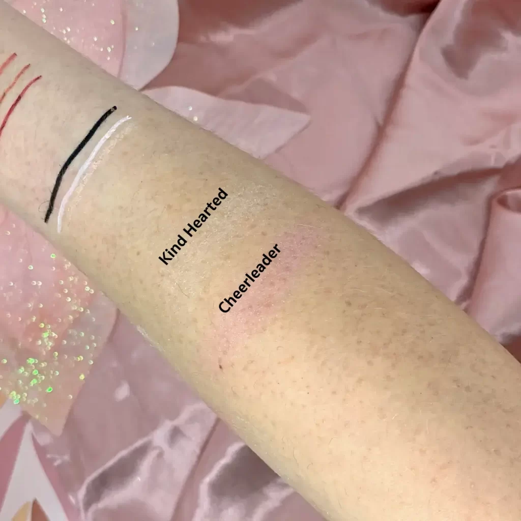 wet n wild hello kitty Highlighter swatches